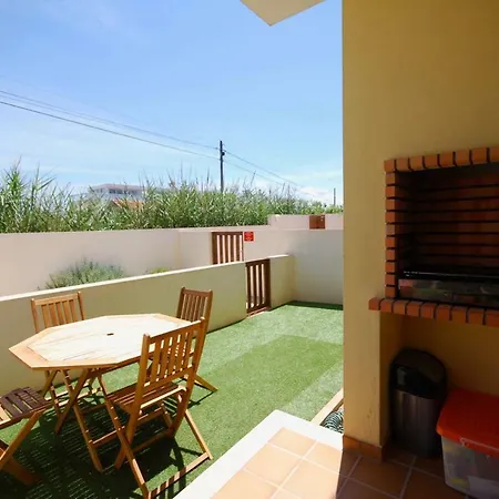 Marta - Balcony, Patio, Pool